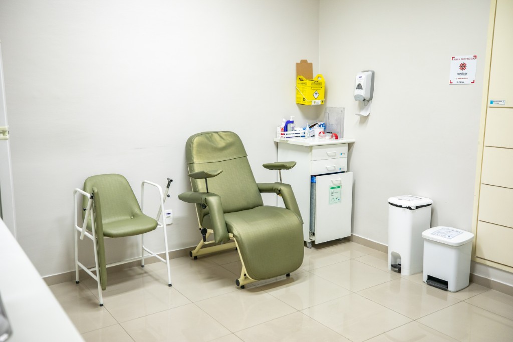 Ambiente moderno com biossegurança certificada